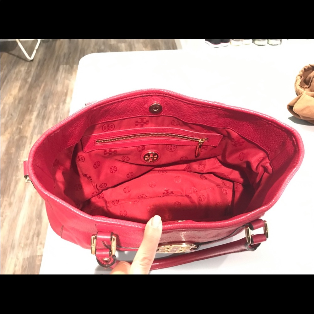 SOLD Tory Burch purse with matching wallet.